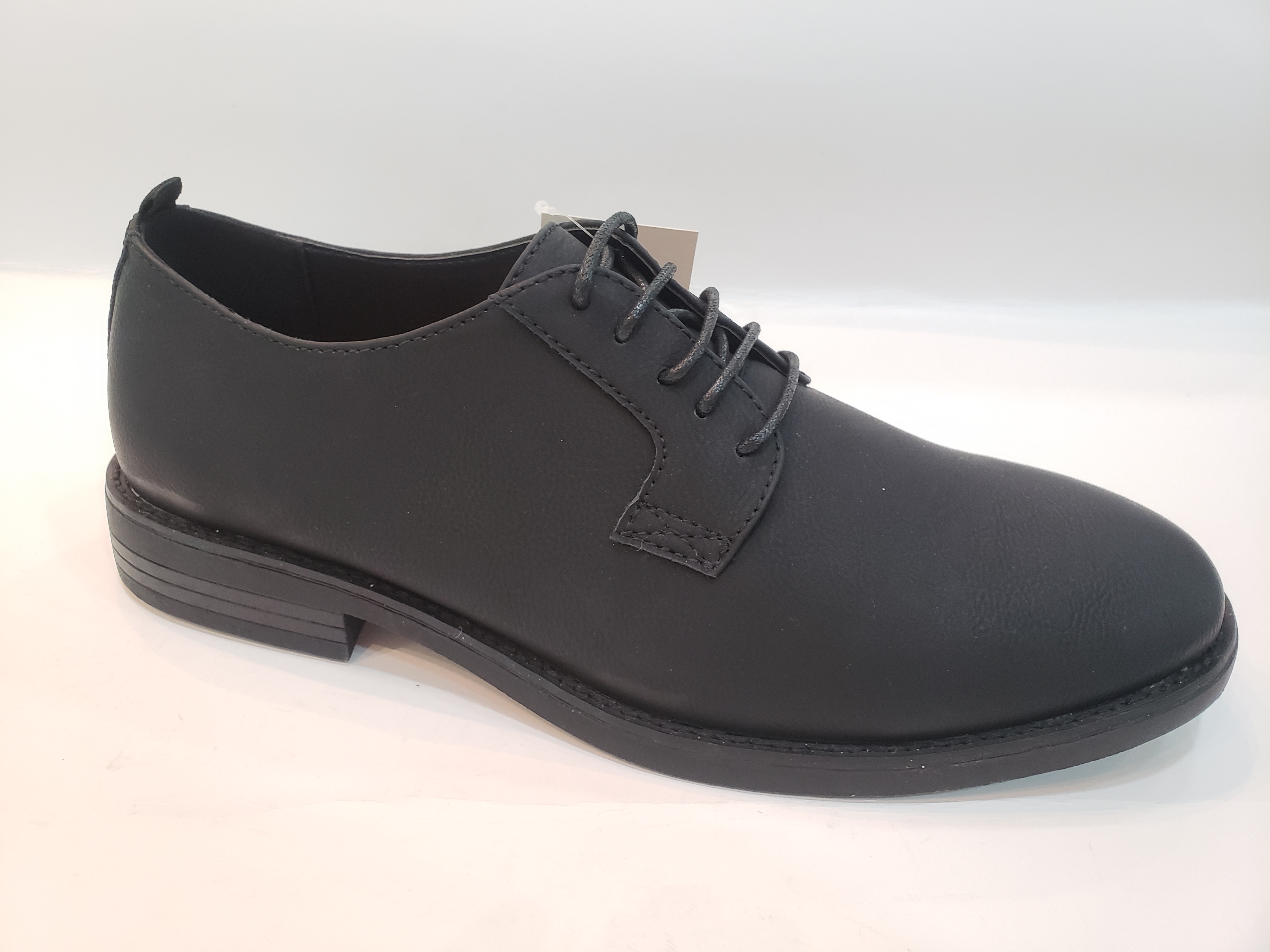 casual shoes