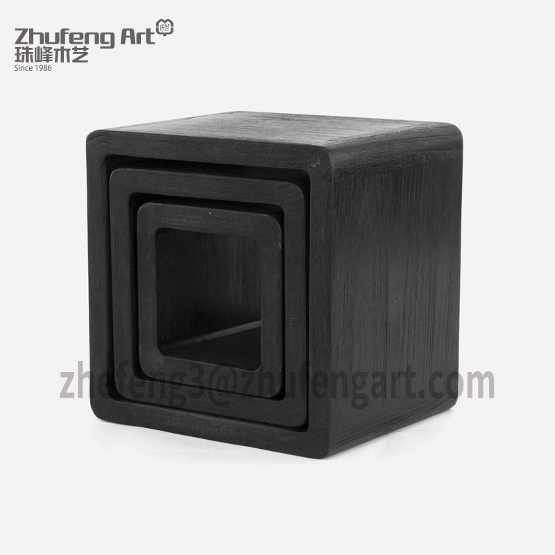 Sittiing cube . Stool ，side table , table , cube