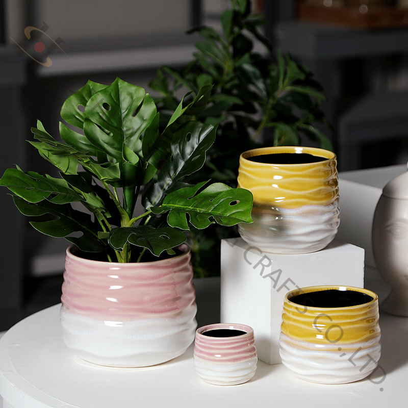 Ceramic Flower Pot with Reactive Glazing