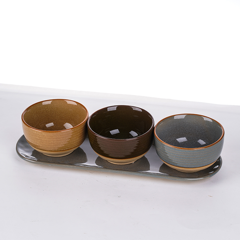 Set of three bowls with platter
