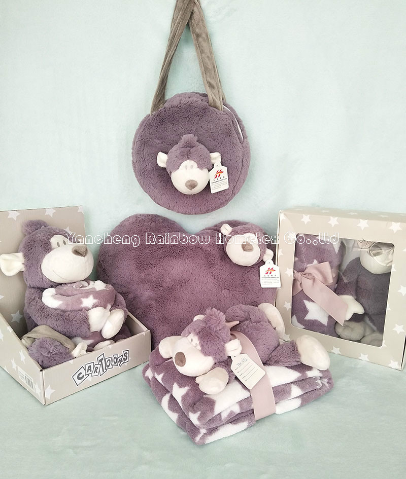 Bear cushion