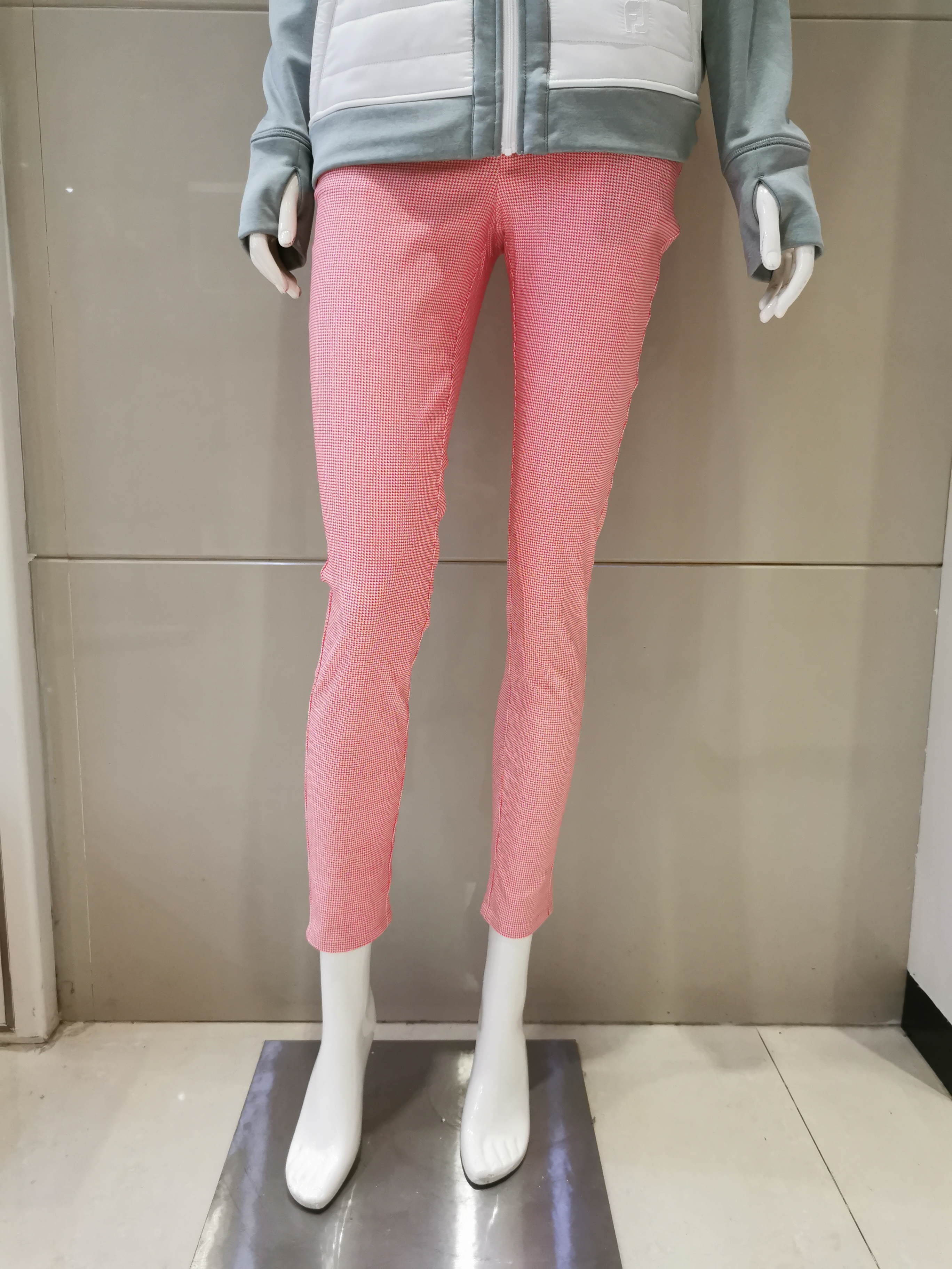 Woman's Pants