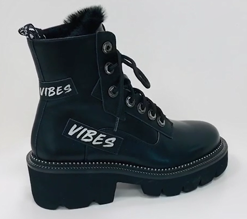 Women's boots