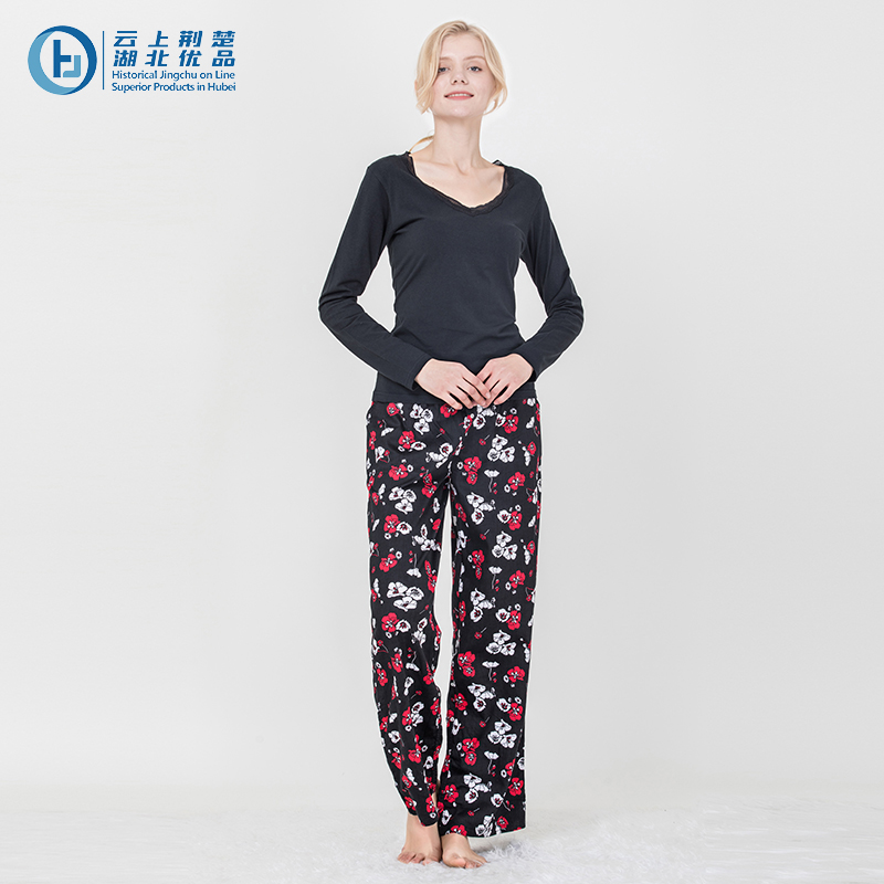Women's pyjamas set
