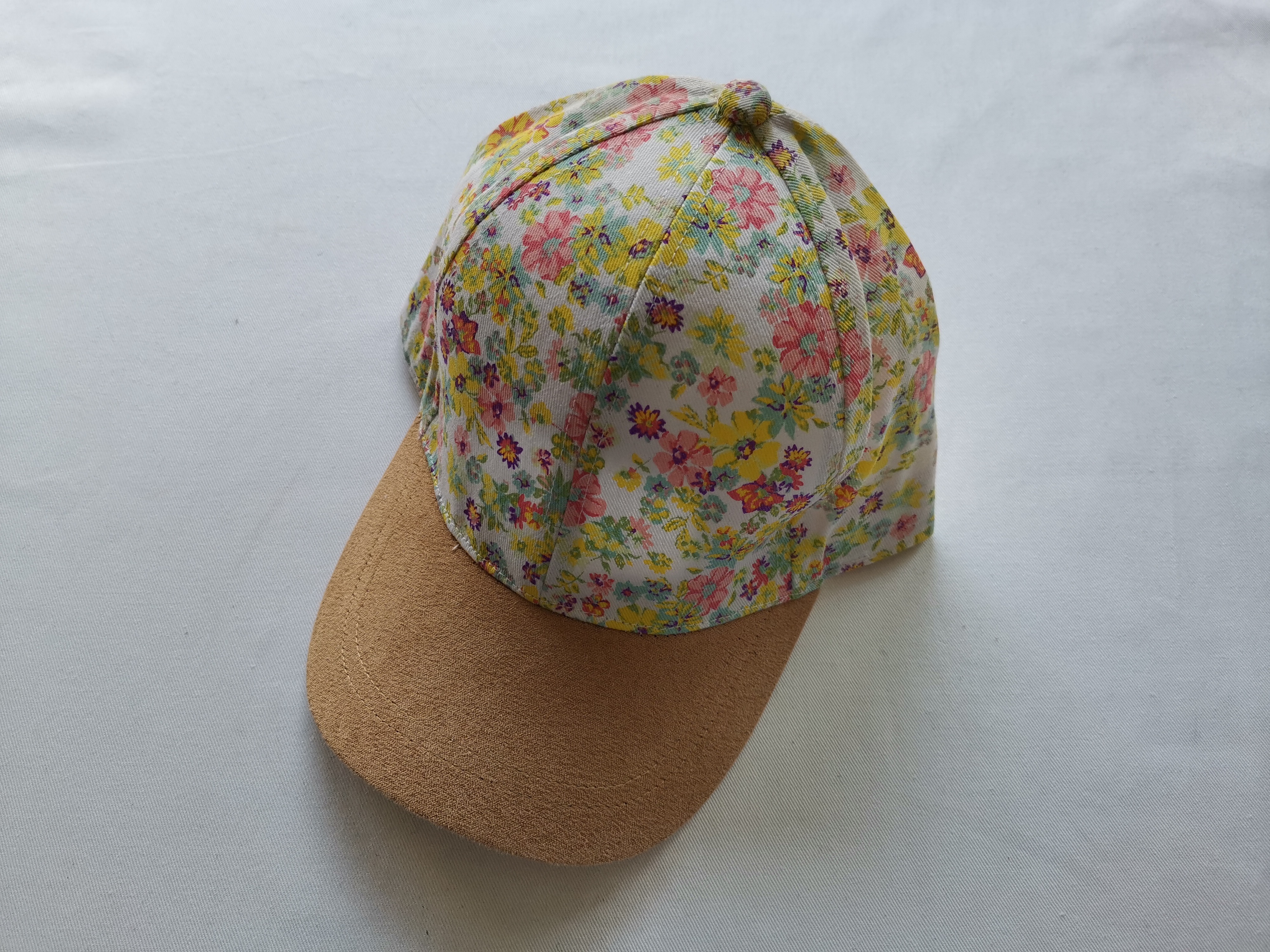baseball cap