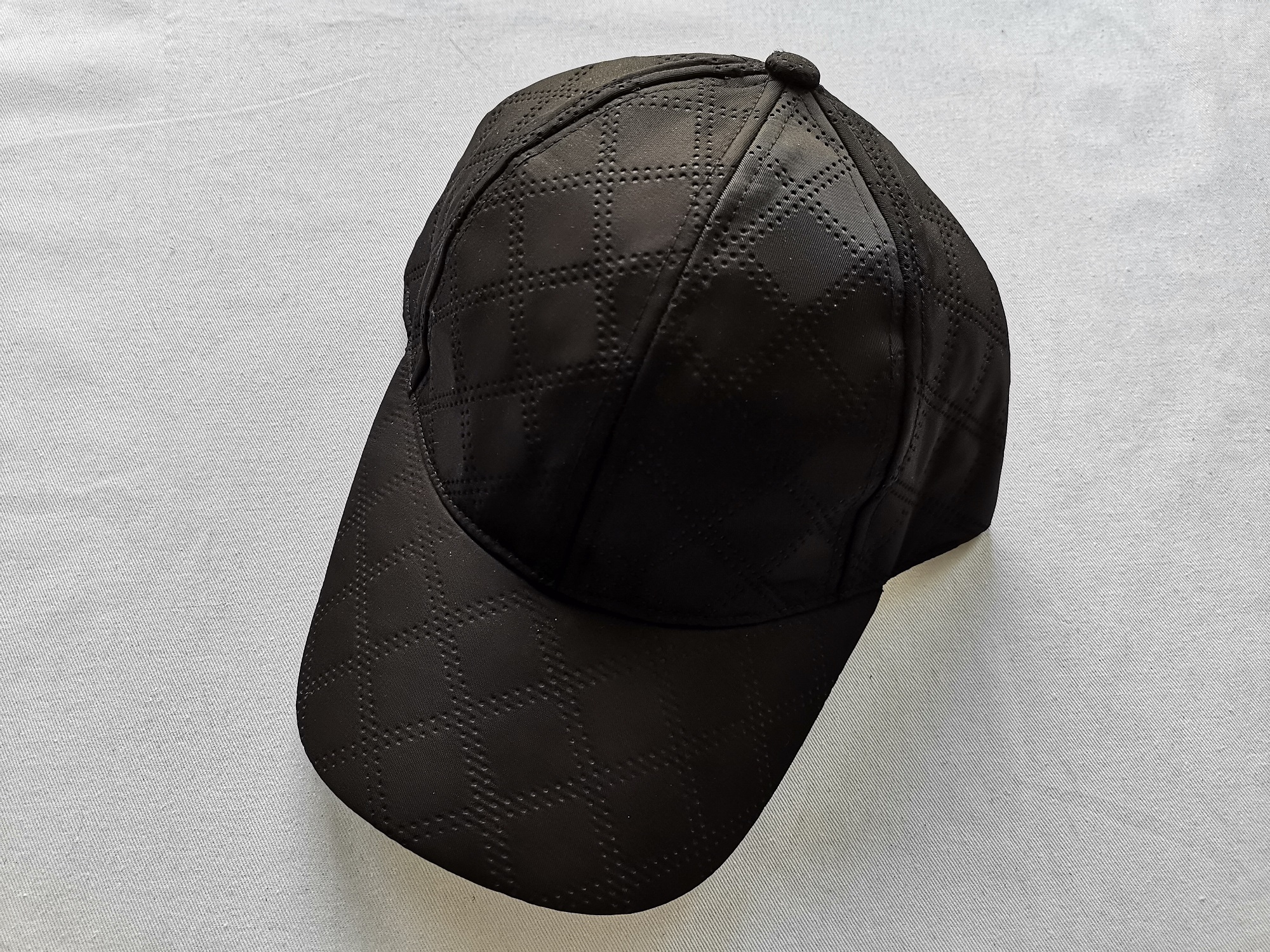 baseball cap