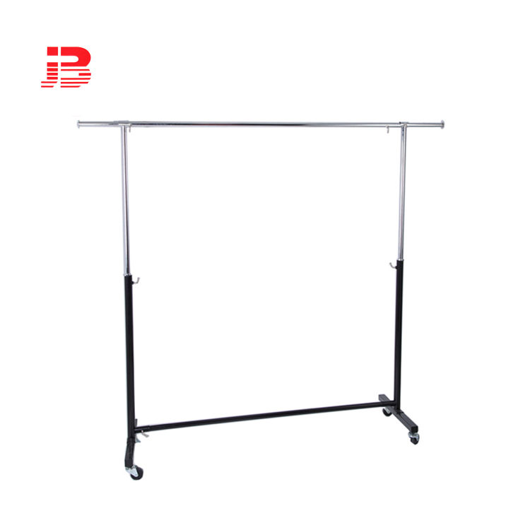 Adjustable garment rack