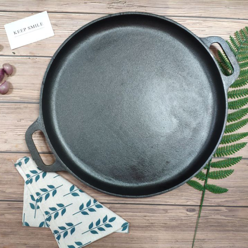 cast iron frypan