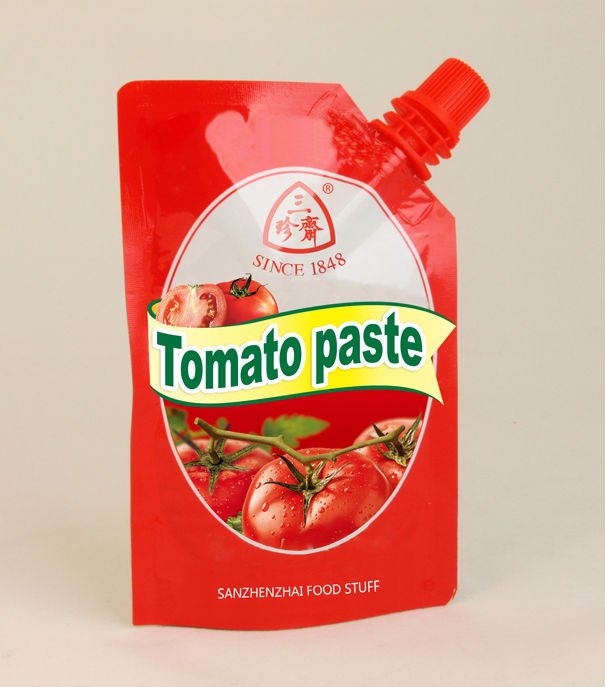 Tomato paste in sachet