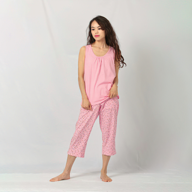Ladies knit pyjama