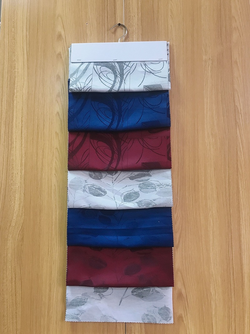Curtain and curtain fabric