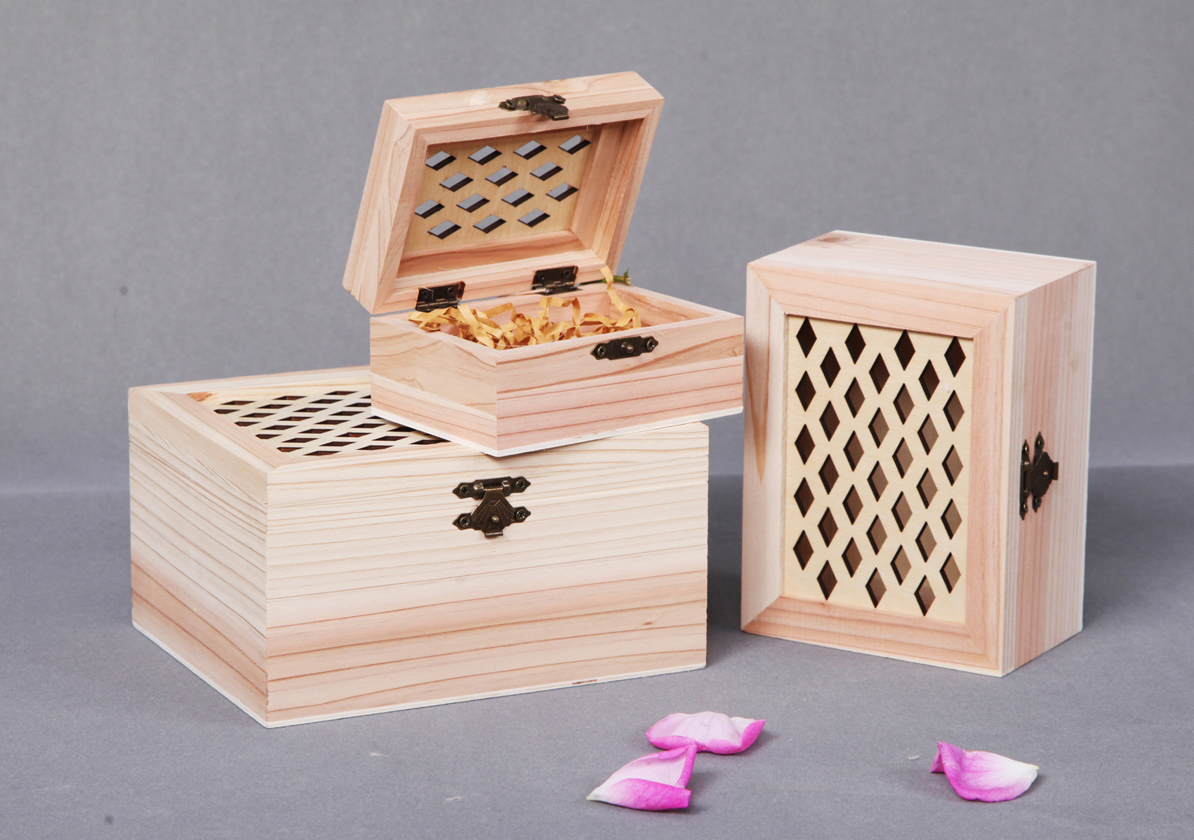 Wooden box