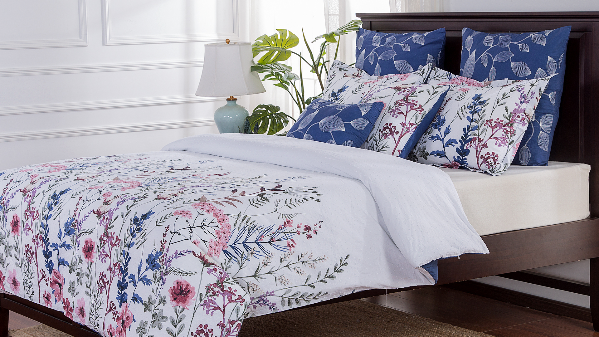 Cotton Print tufed rev Solid Cotton