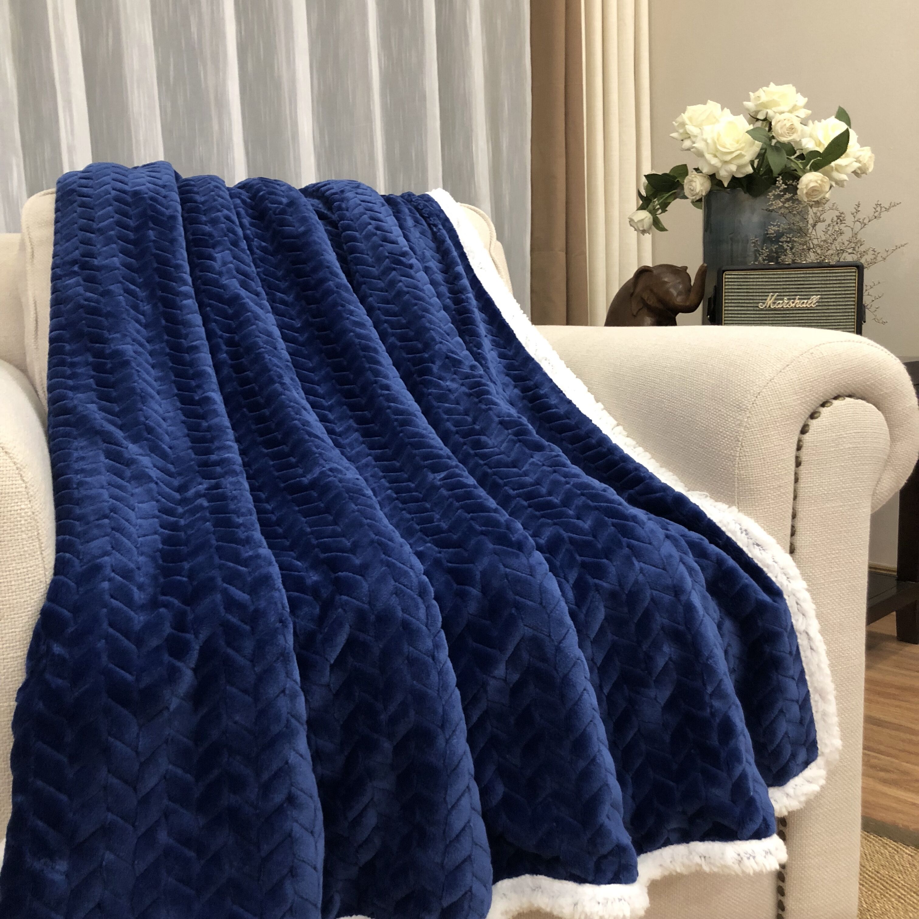 Sherpa blanket