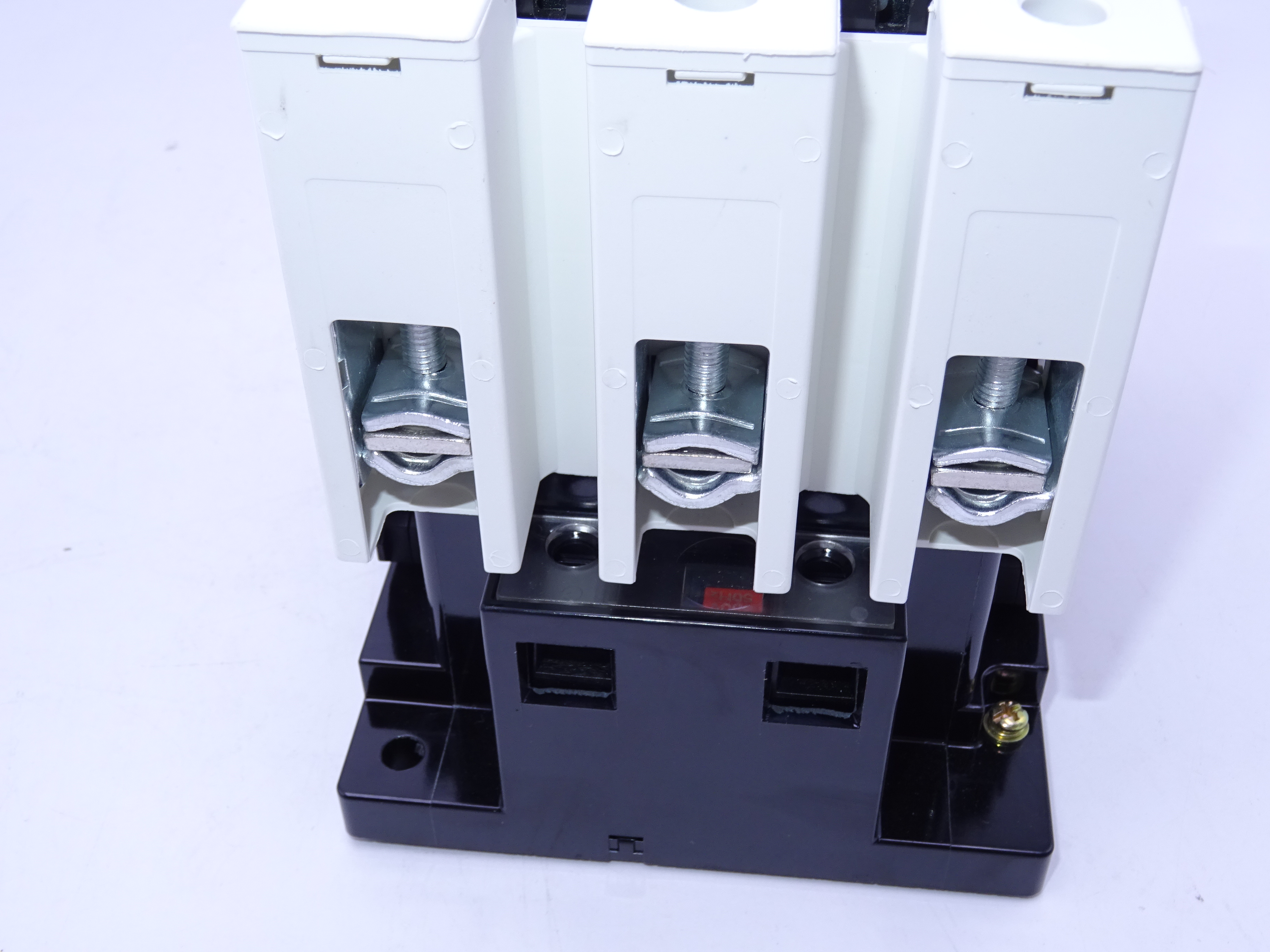 CJX1-F630 630A 3P/4P magnetic contactor