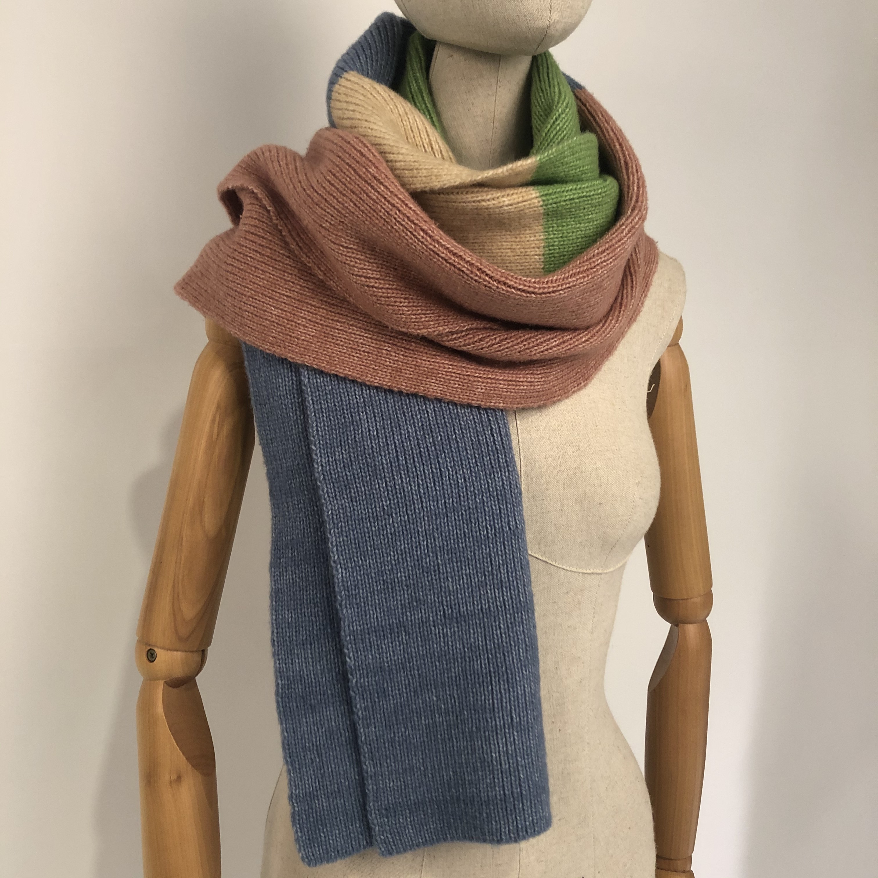 four-color scarf