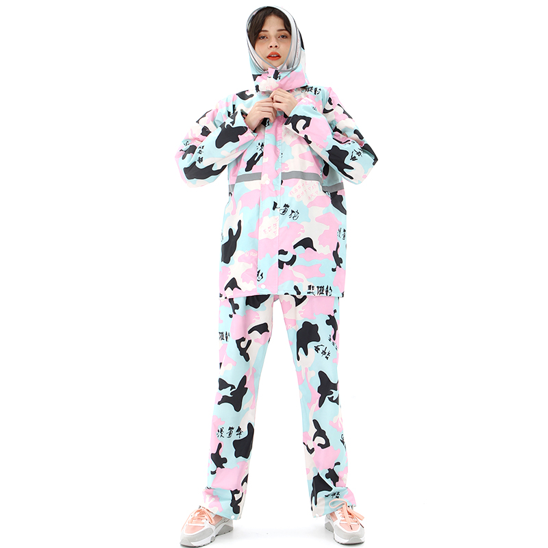 Rainfreem Waterproof Raincoat Suits Classic Camouflage Reflective Strap Hooded Rainproof Clothes