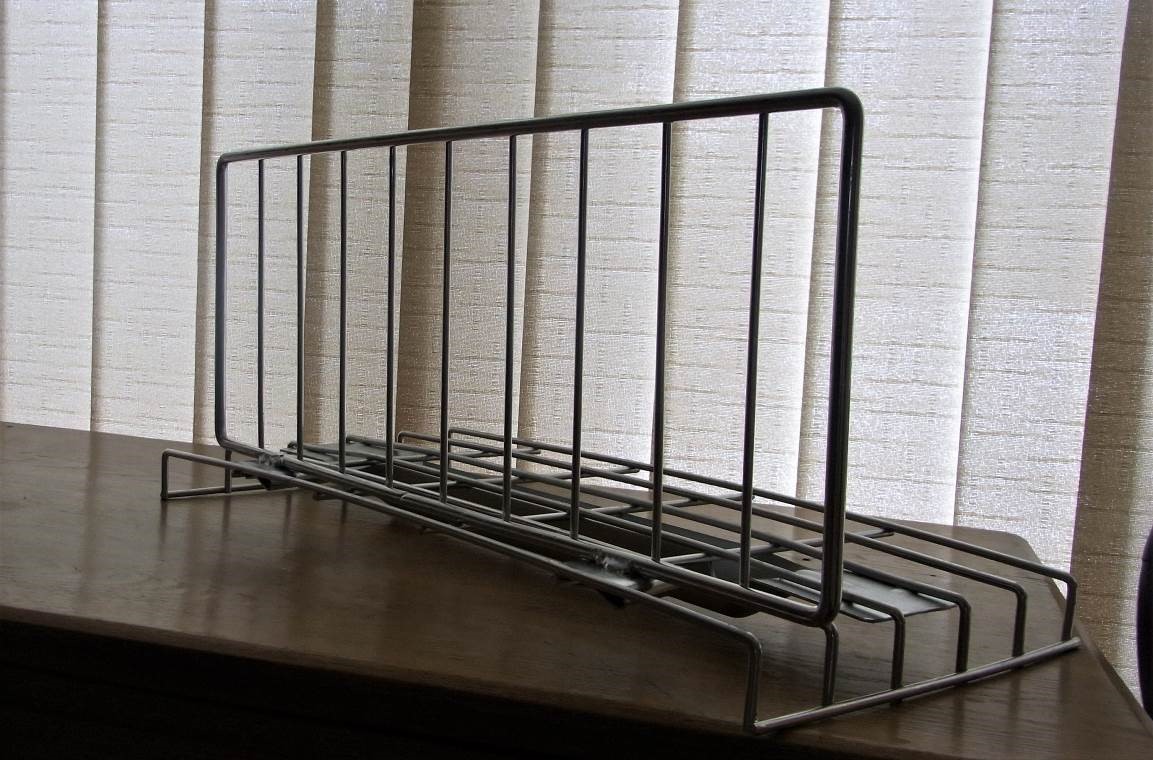 wire divider