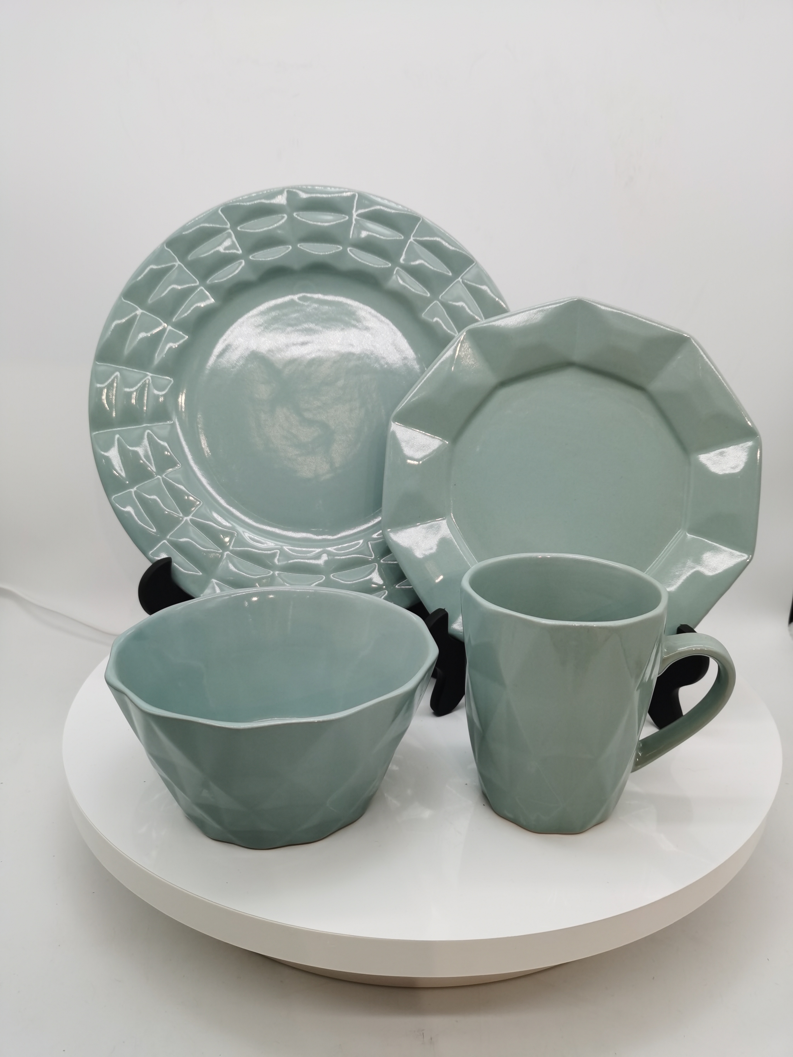 Green color glaze diamond shape stoneware dinnerware set