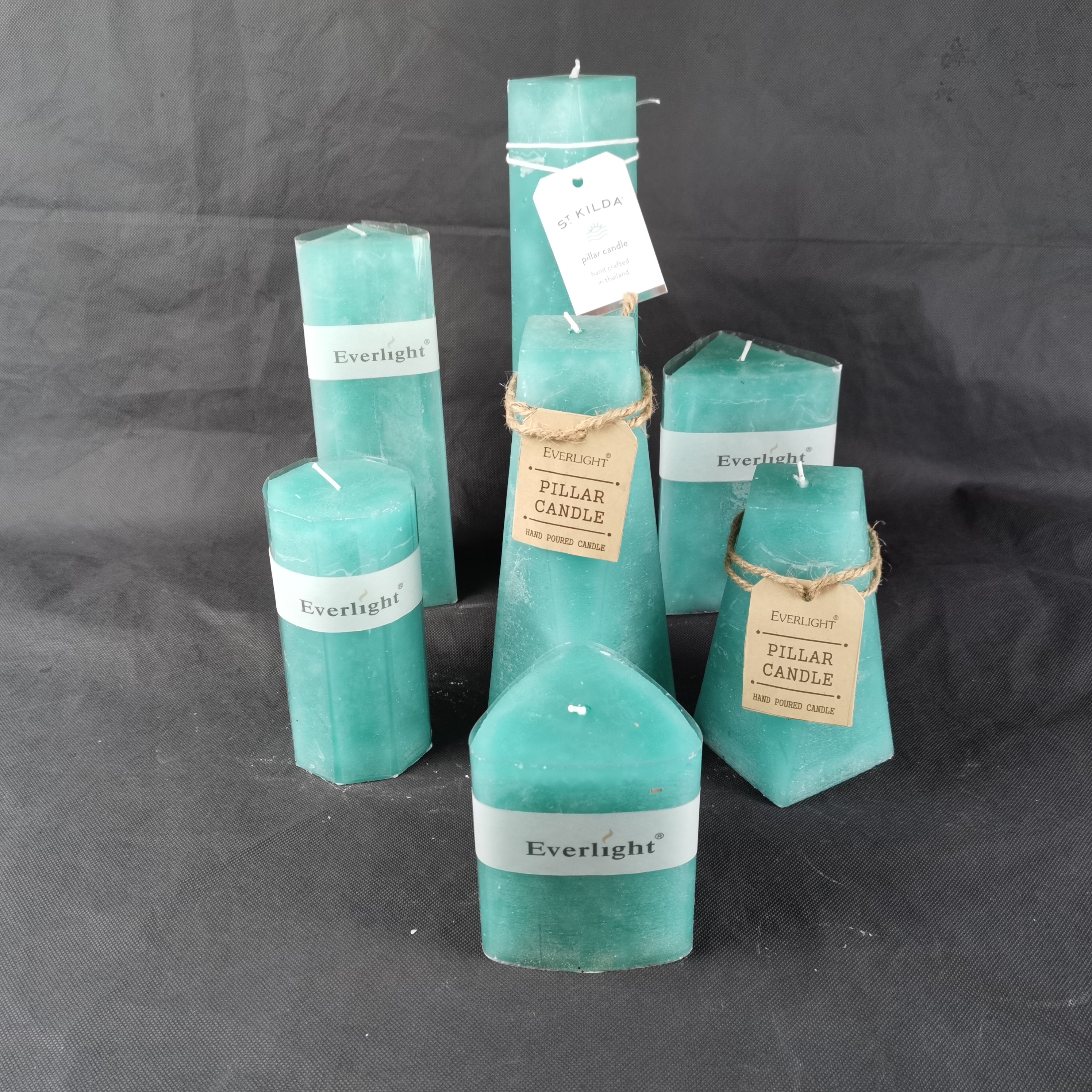 Color & Scented Pillars