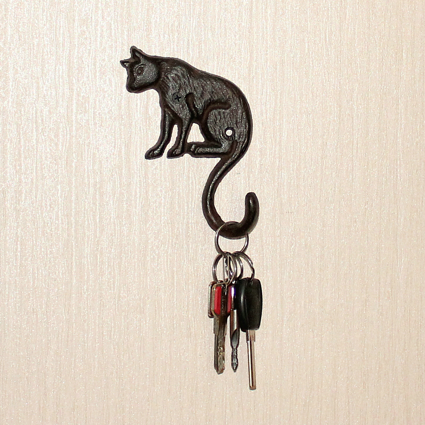 Cast iron cat hook
