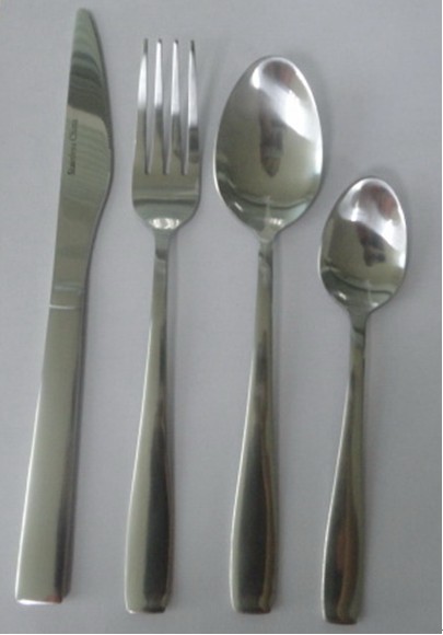 Stainless steel cutlery set