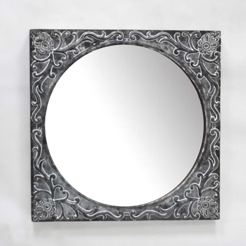 Iron Mirror of Hanging Wall
