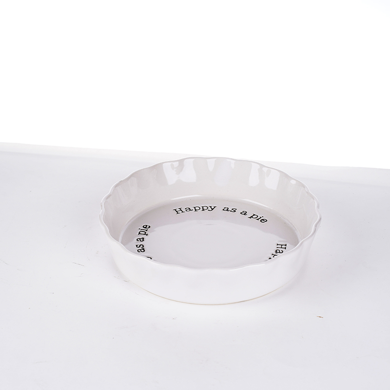 Round plate with spoon