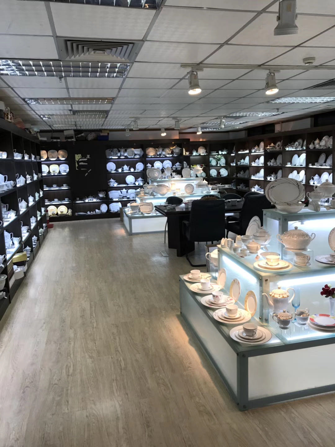 Shenzhen Chengde Ceramic Co., Ltd. – Tea cups and saucers 1