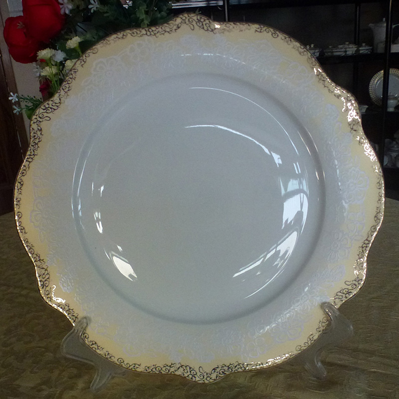 Bright future dinner set