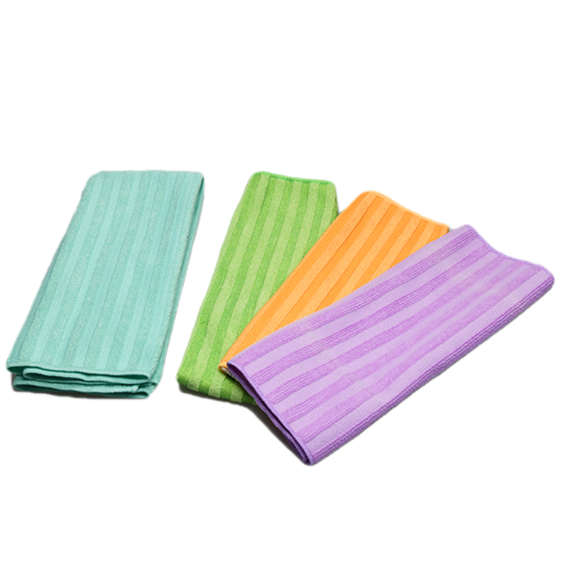 Microfiber cleaning towel