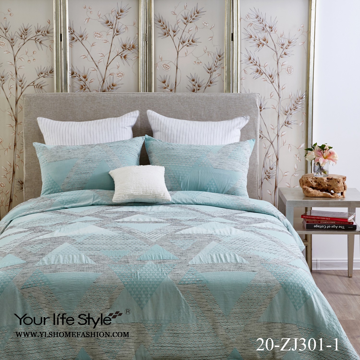 Dalia Three Piece Duvet Cover Set