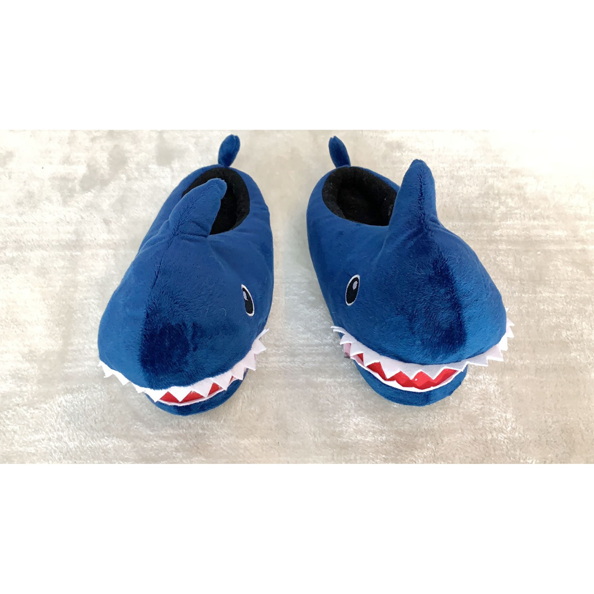 Indoor slippers