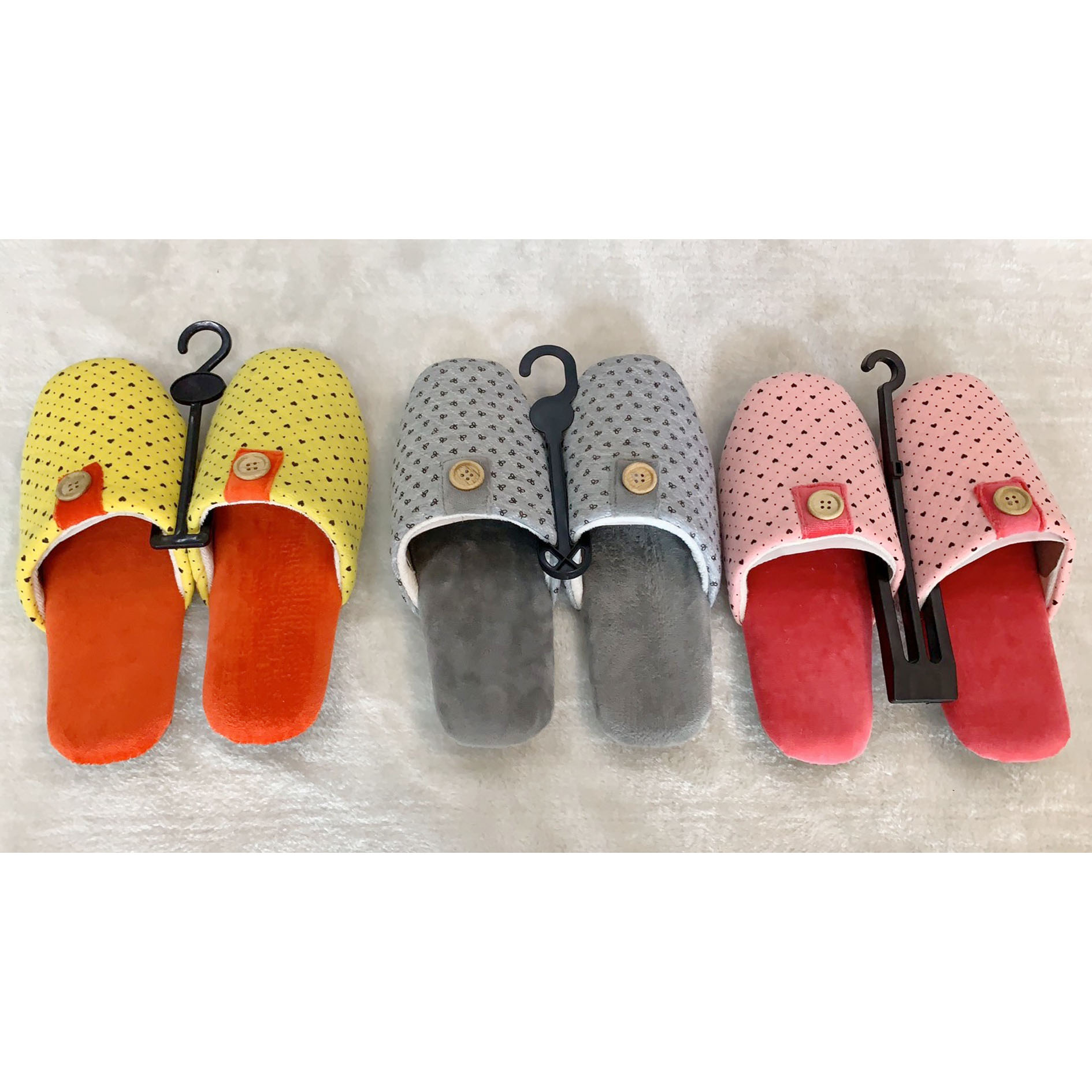 Indoor slippers