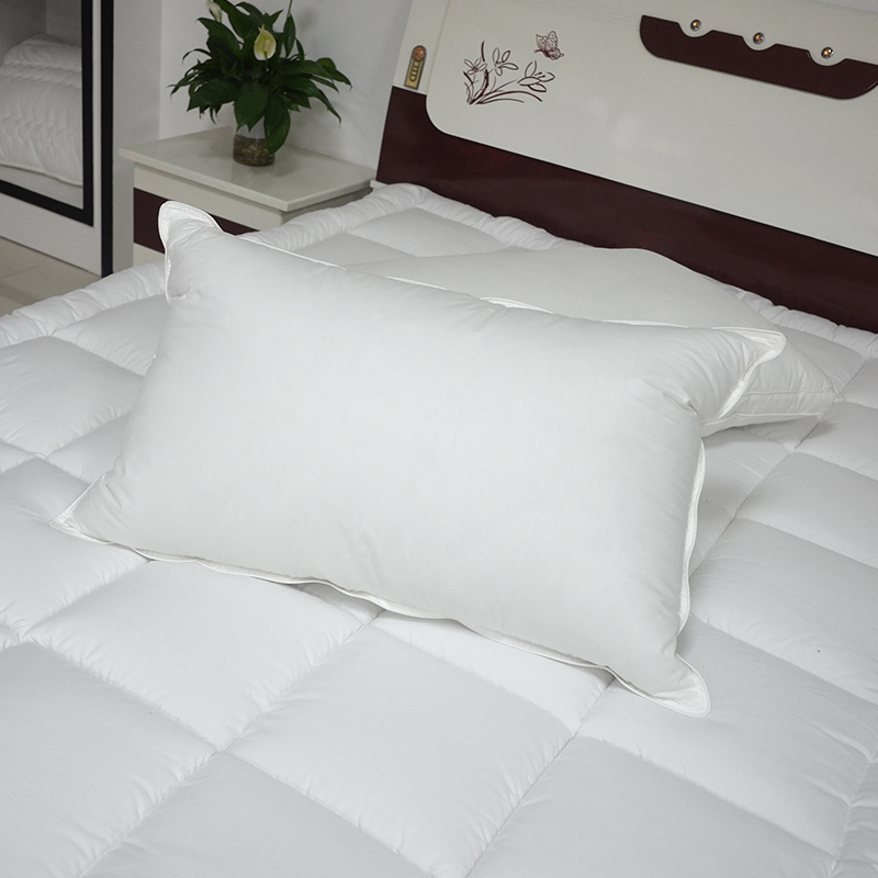 High quality soft cotton pillow
