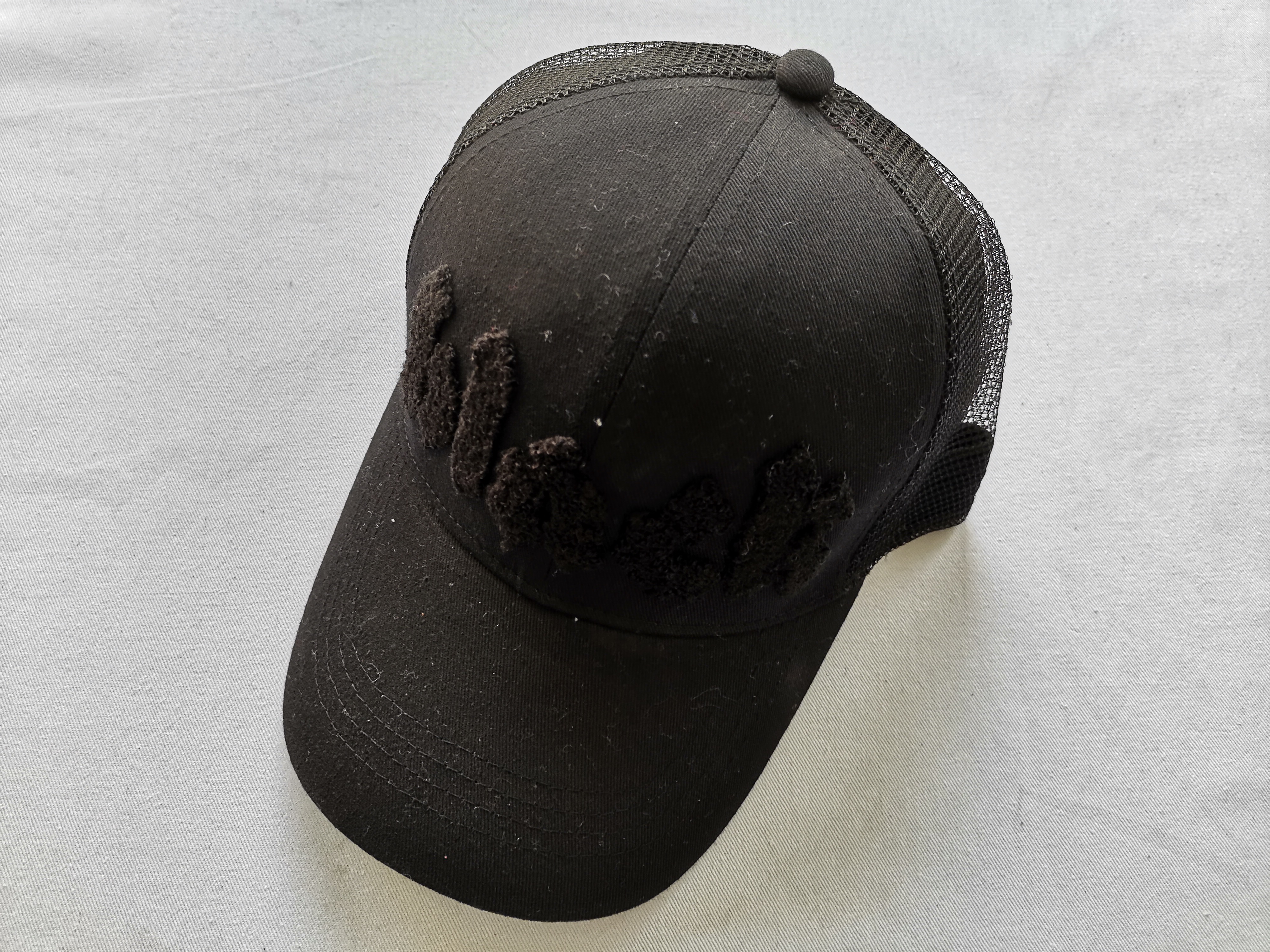 baseball cap