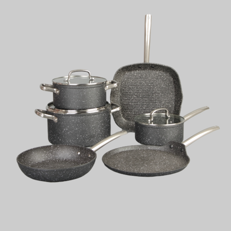 Forged aluminum cookware set
