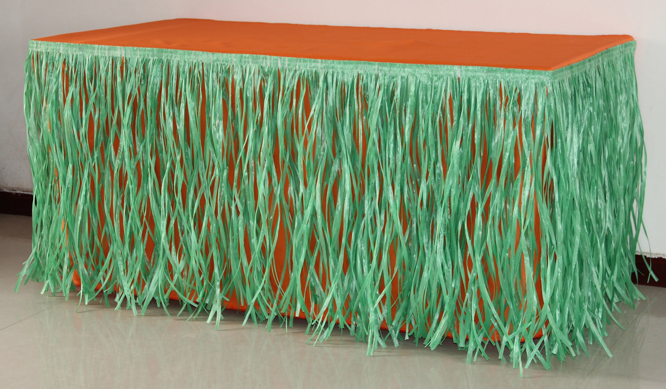 HAWAIIAN TABLE SKIRT without flower