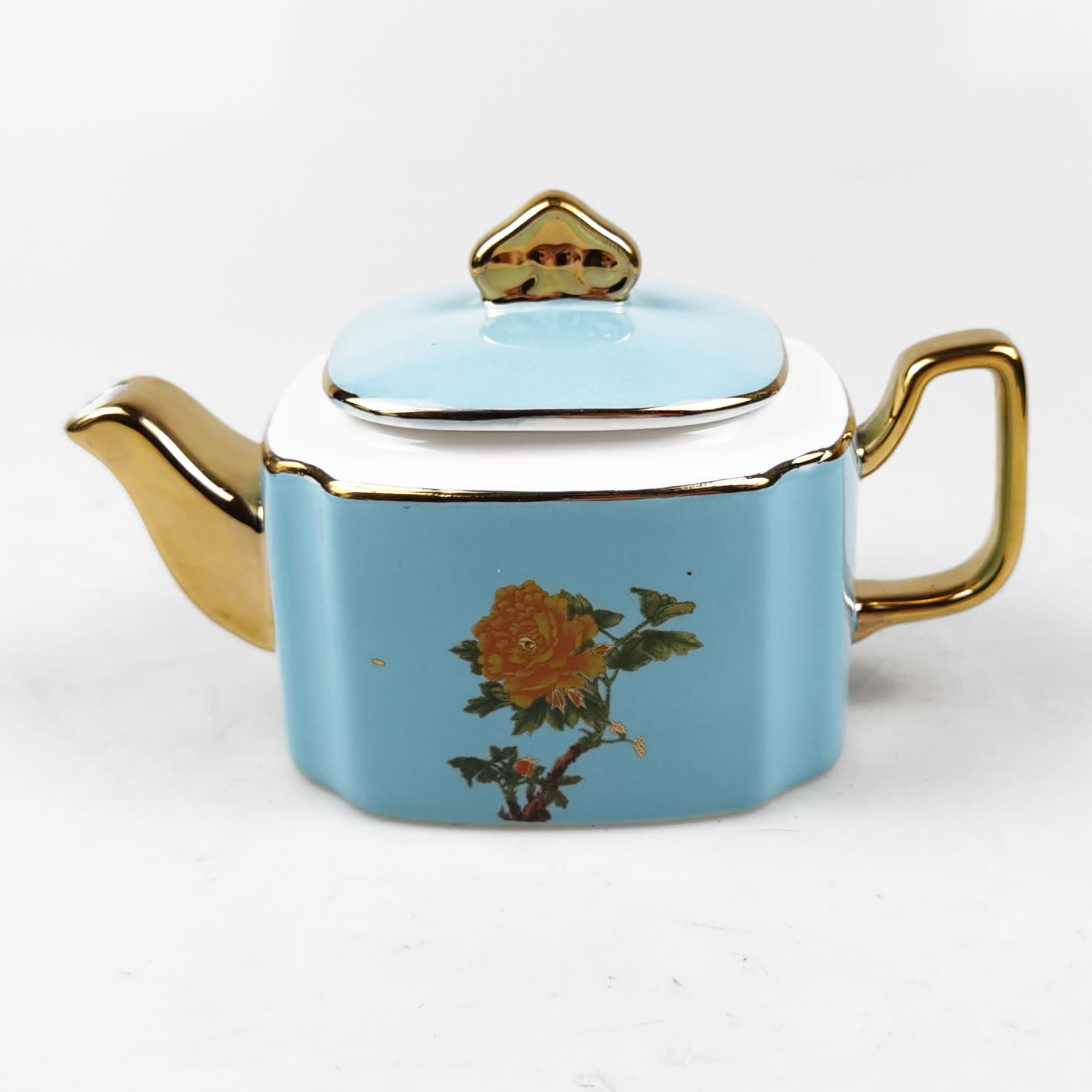 Ceramic Tea pot/ cofee pot