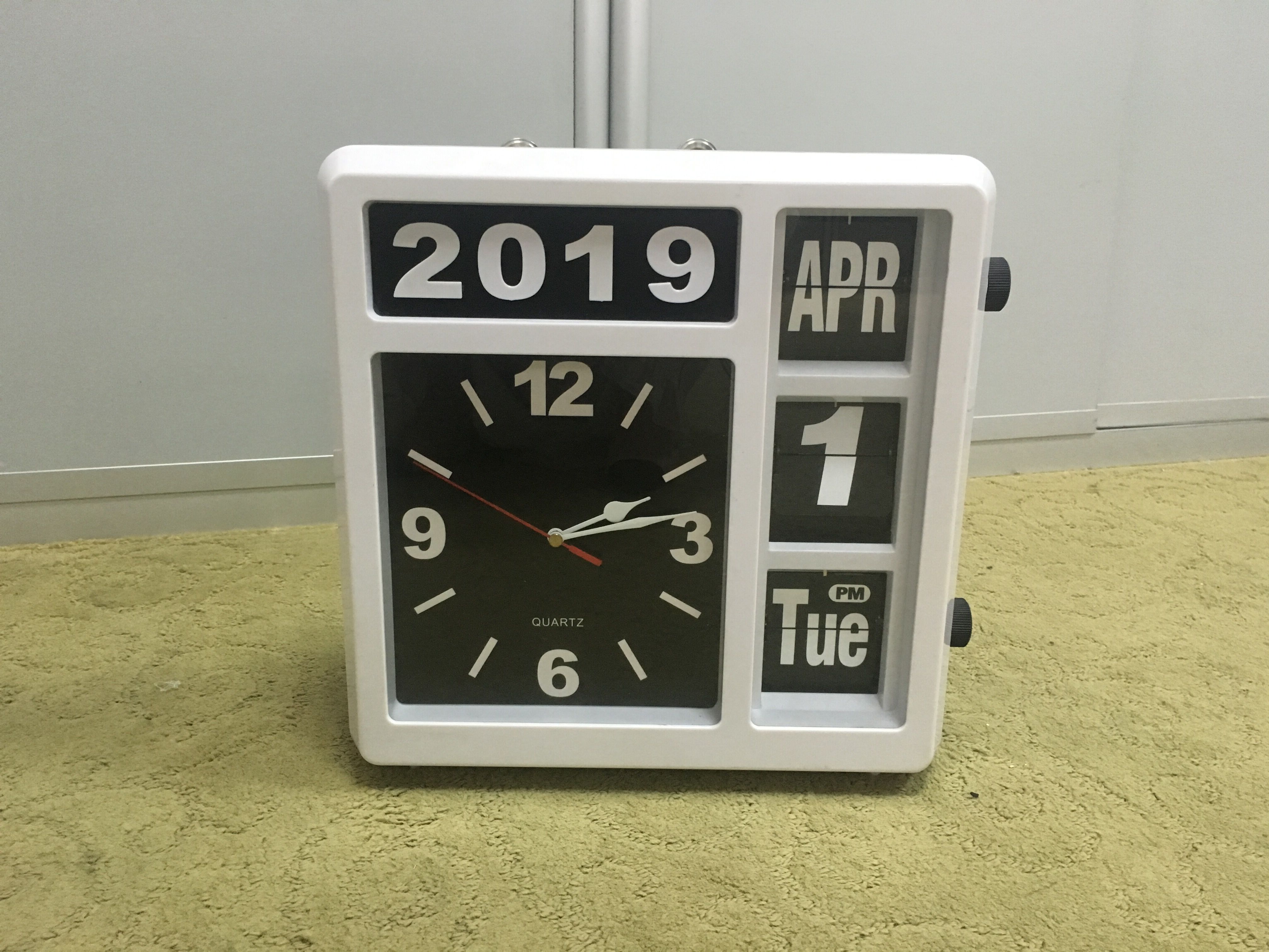 Automatic Flip clock