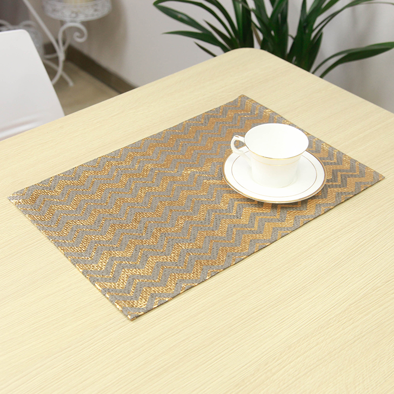 Paper Placemat Wieh Metallic
