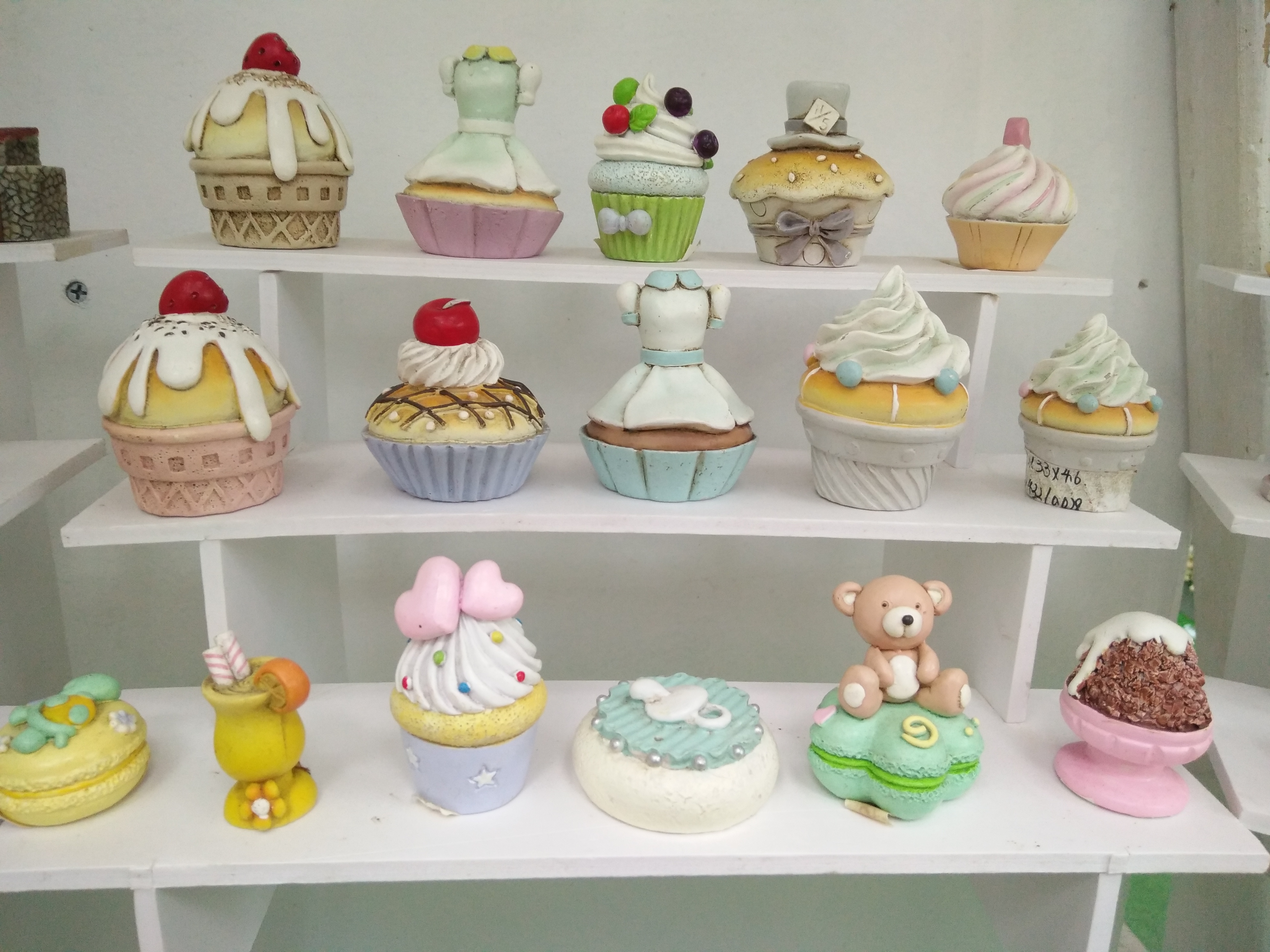 Resin decoration, key chain -cake