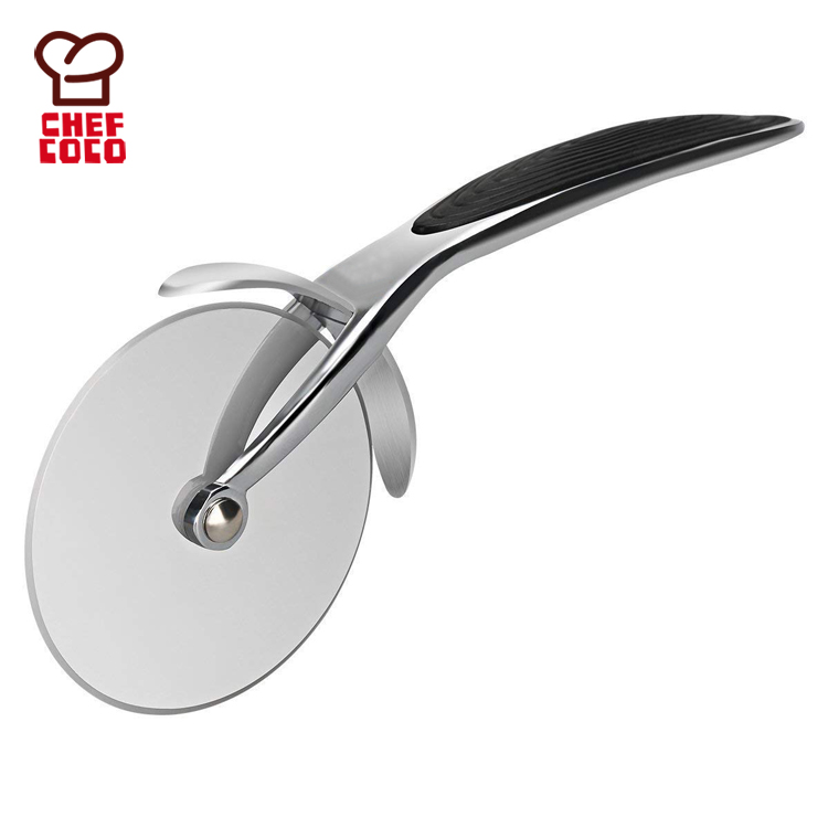 Pizza cutter
