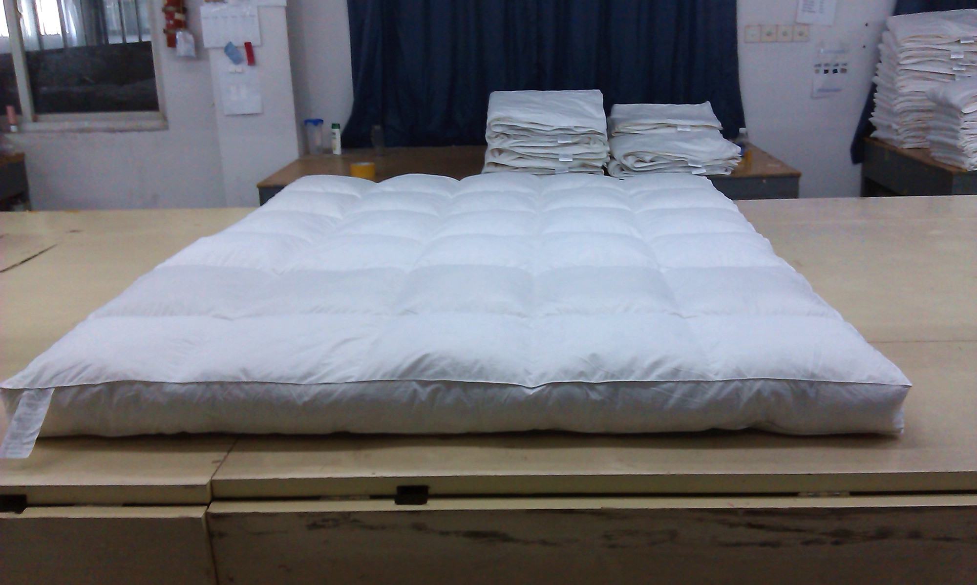 feather mattress topper