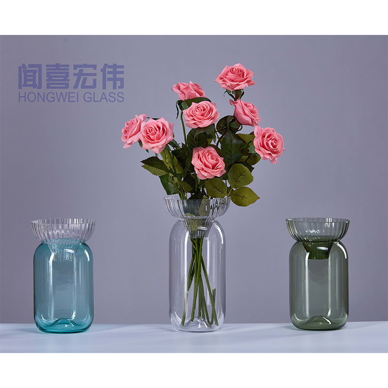 color vase