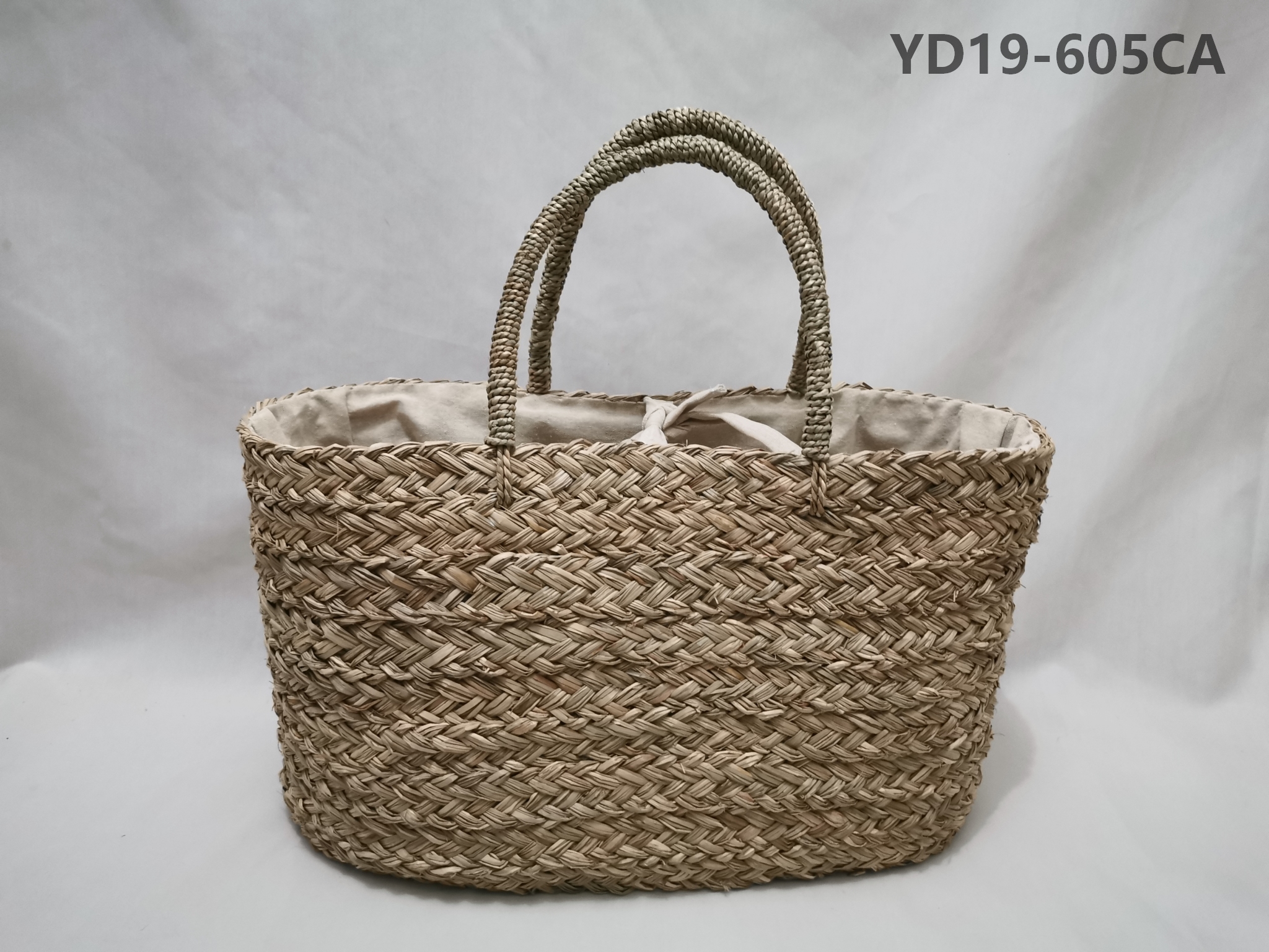 straw bags