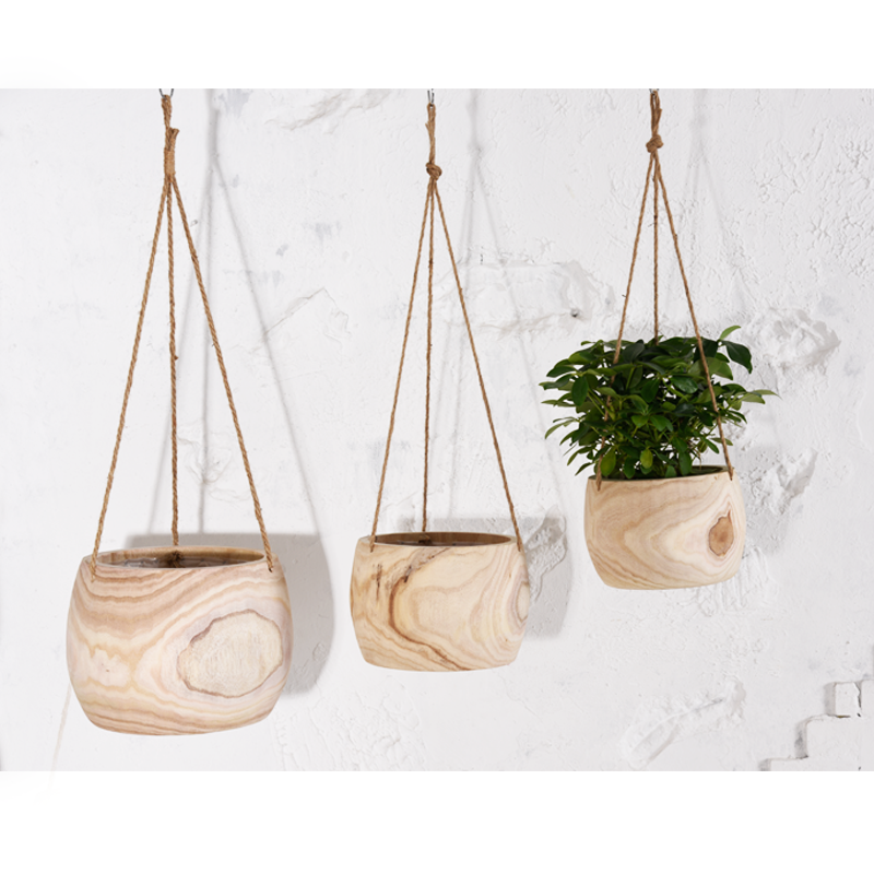 wooden pot