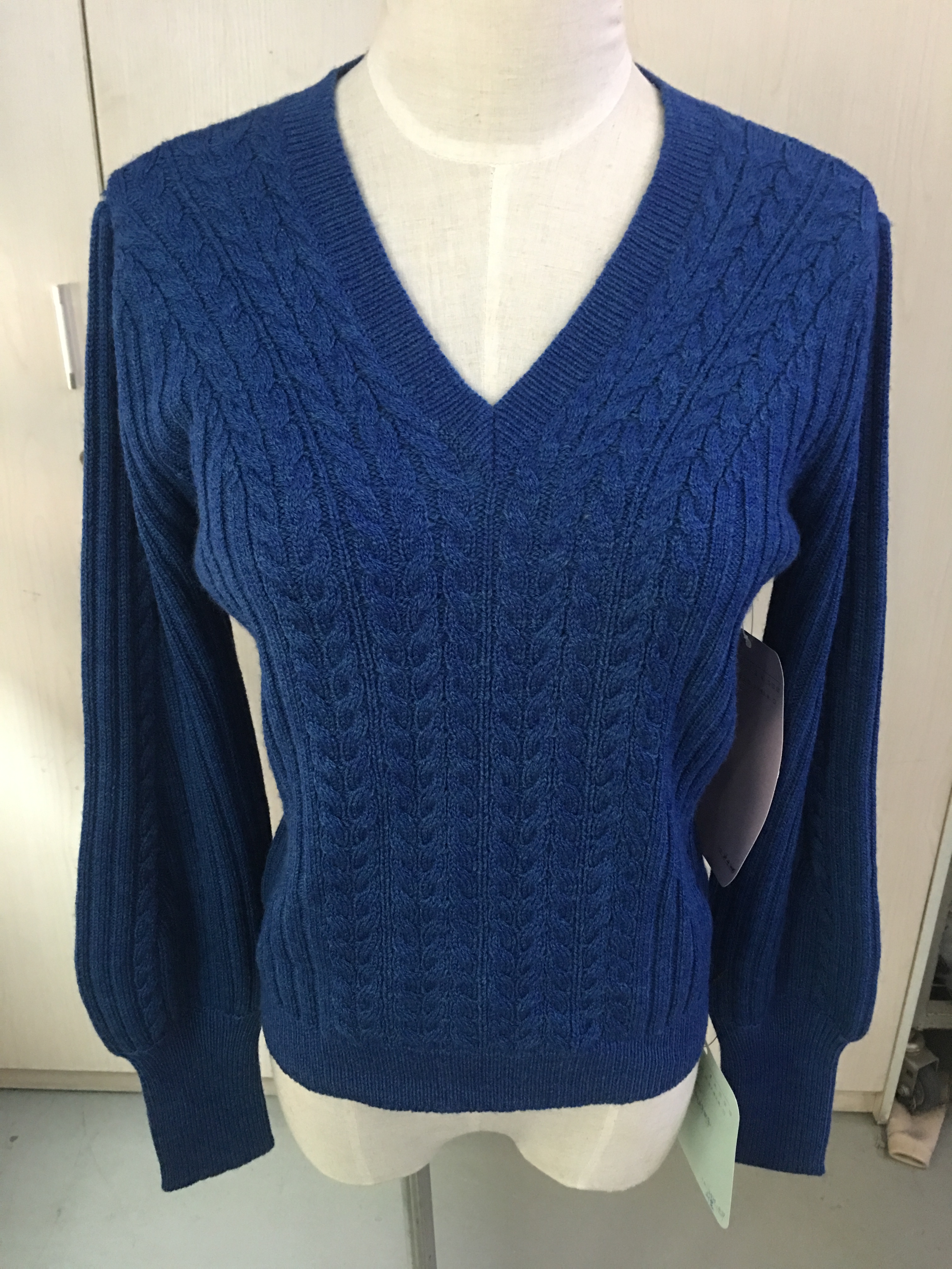 Women‘s Kniited Pullover