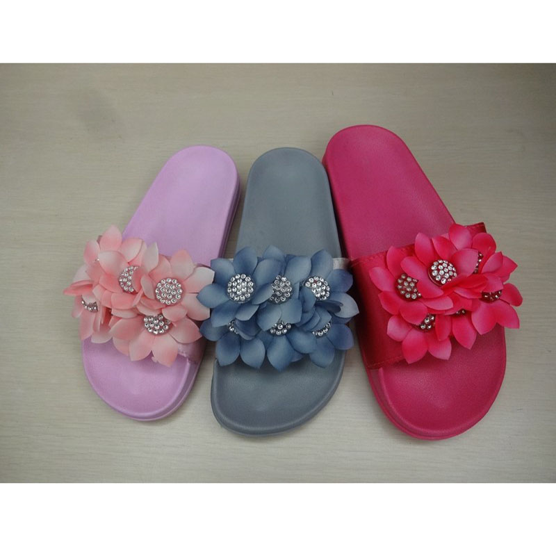 Eva Slippers