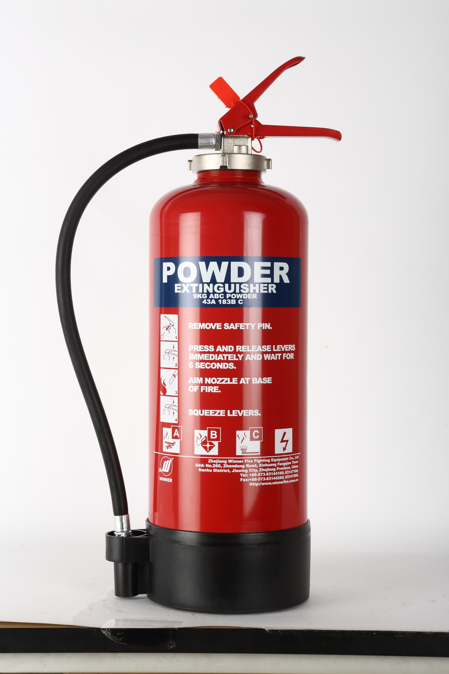 ZHEJIANG WINNER FIRE FIGHTING EQUIPMENT CO.,LTD. – molde de inyección 1